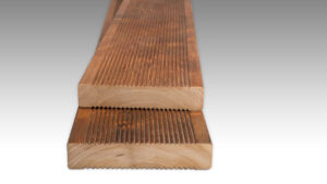 PRESSURE OILED DECKING BOARD 28X145X4000 CLASS AB SIBERIAN LARCH